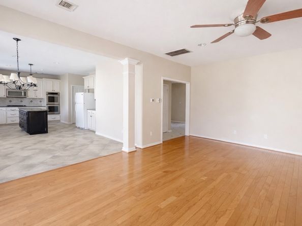 702 Epperson Way, Sugar Land TX 77479