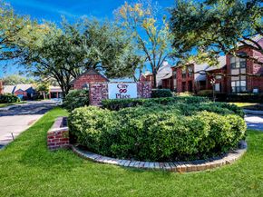 7447 Cambridge Street 106, Houston TX 77054