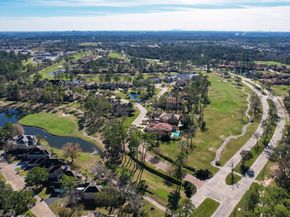 2726 N Southern Oaks Drive, Houston TX 77068