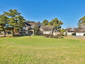2726 N Southern Oaks Drive, Houston TX 77068