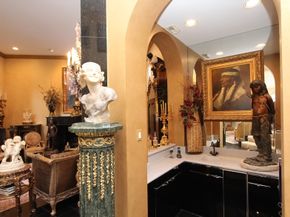 2726 N Southern Oaks Drive, Houston TX 77068