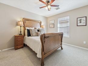 5242 Eigel Street, Houston TX 77007