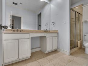 5976 Kansas Street, Houston TX 77007