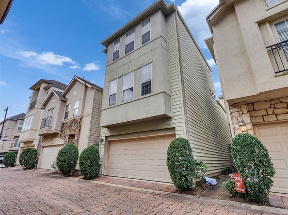 5976 Kansas Street, Houston TX 77007