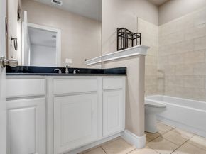 5976 Kansas Street, Houston TX 77007