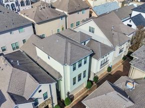 5976 Kansas Street, Houston TX 77007