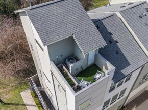 1019 W 17th Street, Houston TX 77008