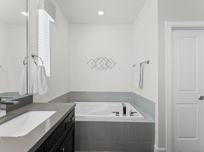 1019 W 17th Street, Houston TX 77008