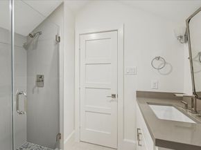 3609 Meadow Lake Lane, Houston TX 77027