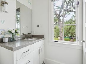 3609 Meadow Lake Lane, Houston TX 77027