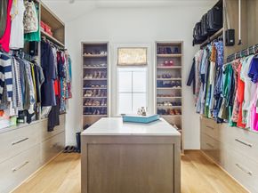 3609 Meadow Lake Lane, Houston TX 77027