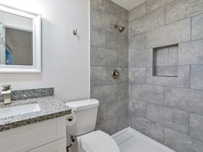 5619 Effingham Drive, Houston TX 77035