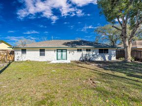 5619 Effingham Drive, Houston TX 77035