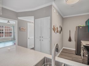 2111 Welch Street B201, Houston TX 77019