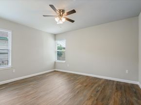 7310 Arnim Street, Houston TX 77087