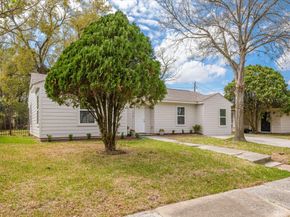 7310 Arnim Street, Houston TX 77087