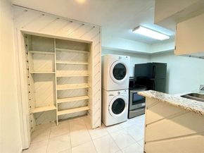 2100 Wilcrest Drive 123, Houston TX 77042