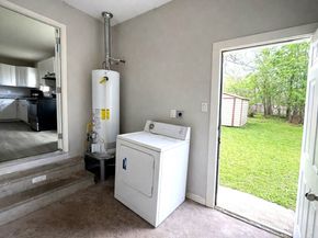 10341 Caxton Street, Houston TX 77016