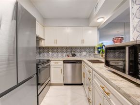 939 Wax Myrtle Lane, Houston TX 77079