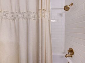 939 Wax Myrtle Lane, Houston TX 77079