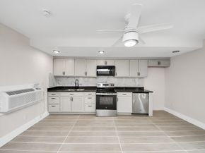 5903 Belneath Street, Houston TX 77033