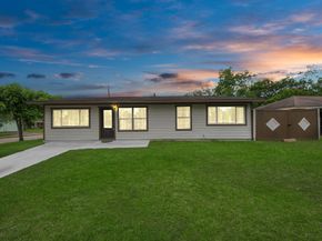 5903 Belneath Street, Houston TX 77033