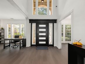 14910 Lake Woodbridge Court, Sugar Land TX 77498