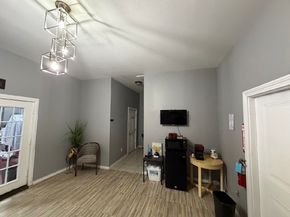 6701 Eastwood Street 1, Houston TX 77021