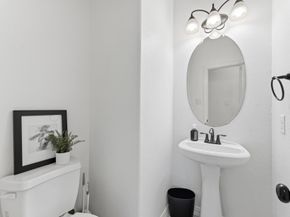 95 Lindenberry Circle, The Woodlands TX 77389