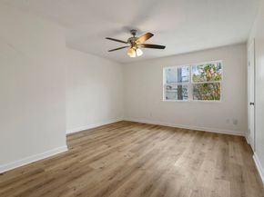 1701 Upland Drive 114, Houston TX 77043