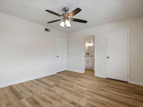 1701 Upland Drive 114, Houston TX 77043