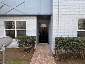 1701 Upland Drive 114, Houston TX 77043