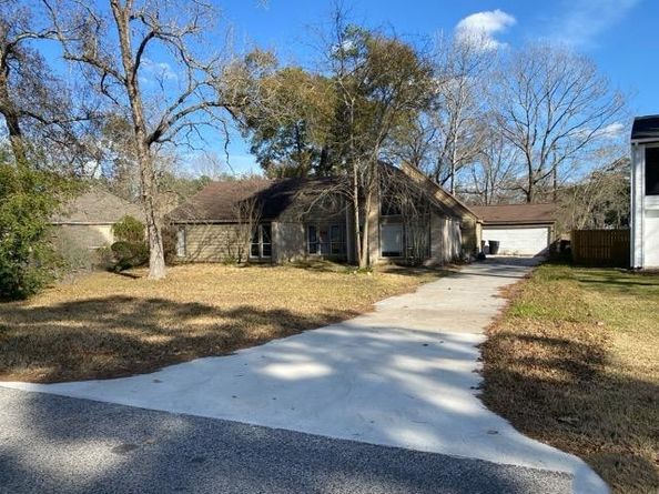 1502 Chestnut Ridge Road, Houston TX 77339