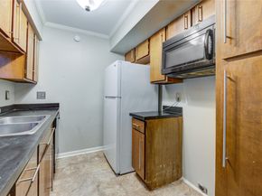 8519 Hearth Drive 28, Houston TX 77054