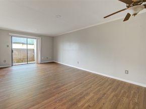 8519 Hearth Drive 28, Houston TX 77054