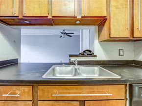 8519 Hearth Drive 28, Houston TX 77054