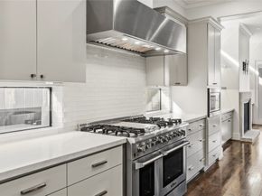 6011 Burgoyne Road A, Houston TX 77057