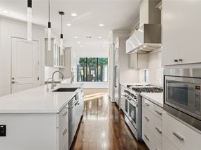 6011 Burgoyne Road A, Houston TX 77057