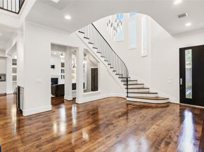 6011 Burgoyne Road A, Houston TX 77057