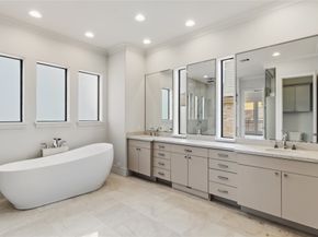 6011 Burgoyne Road A, Houston TX 77057