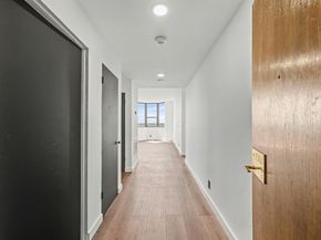 651 Bering Drive 1903, Houston TX 77057