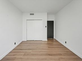 651 Bering Drive 1903, Houston TX 77057