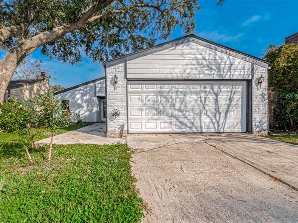 12802 Sunset Dune Drive, Houston TX 77082