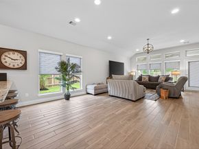 561 Cedar Harbor Court, Conroe TX 77304