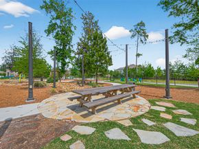 561 Cedar Harbor Court, Conroe TX 77304