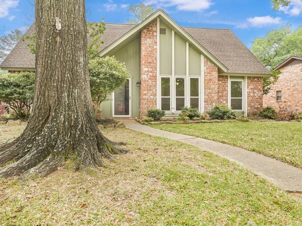 2918 Laurel Fork Drive, Kingwood TX 77339