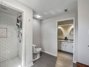 6215 Queensloch Drive, Houston TX 77096