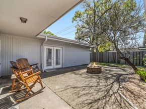 6215 Queensloch Drive, Houston TX 77096