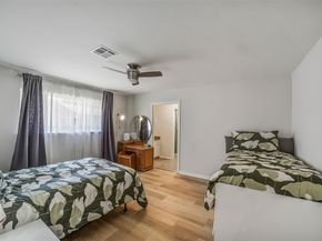 6215 Queensloch Drive, Houston TX 77096