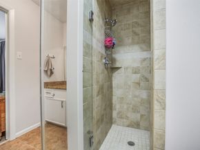 6215 Queensloch Drive, Houston TX 77096